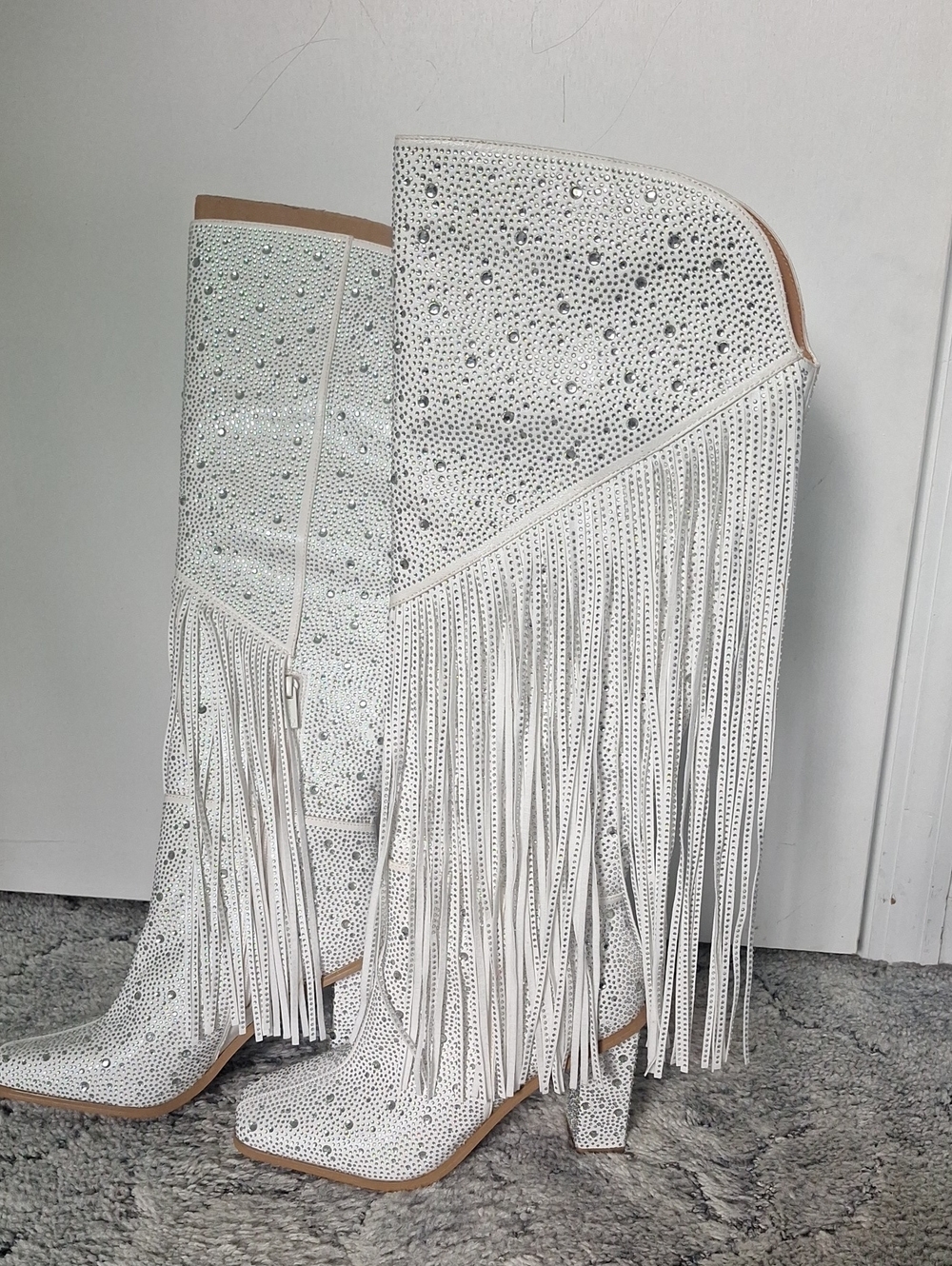 Jessica Simpson Asire White Fringe/Rhinestone Knee High Boots Sz 10 NEW, No box